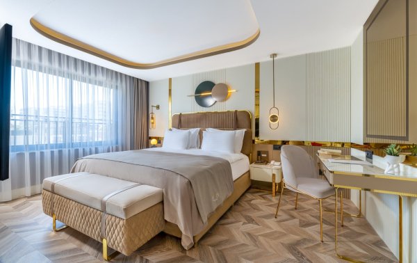 King Suite Room, City View (Jacuzzi)