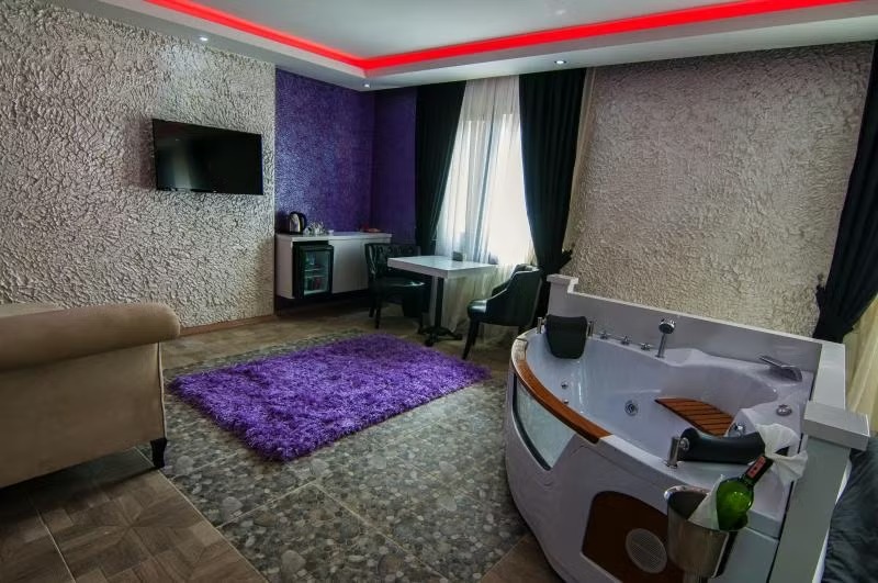 Deluxe Suit Oda, Şehir Manzaralı (Jakuzi)