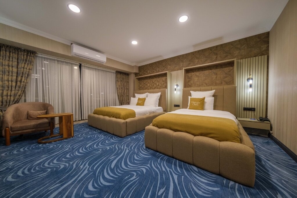 Deluxe French Oda, Bahçe Manzaralı (Balkonlu)