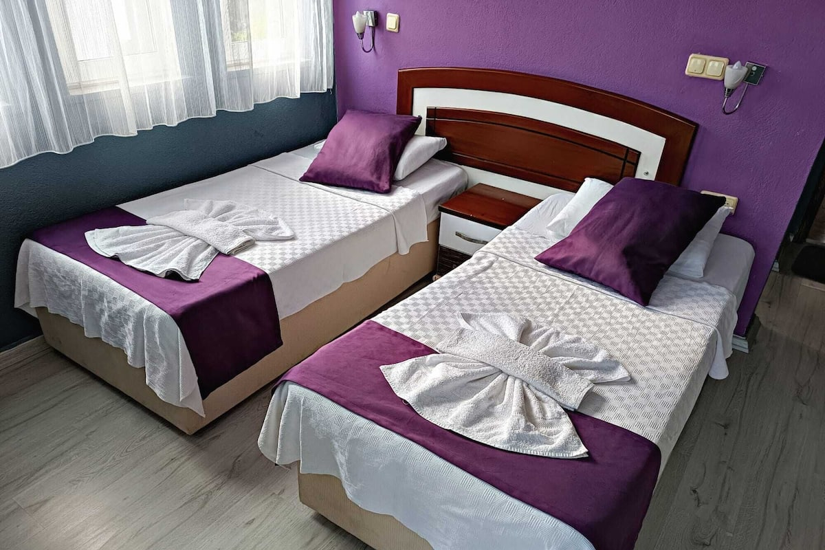 Standart Oda, Havuz Manzaralı