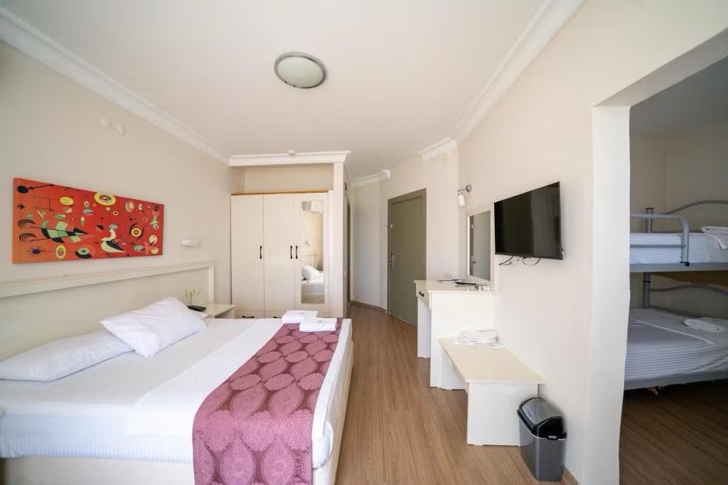 Family Room, Sea View