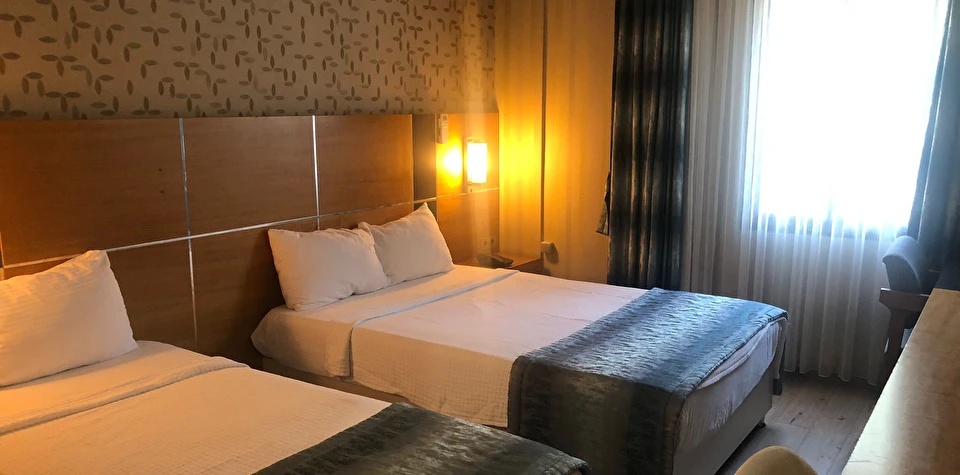 Standard Room (3 Person)