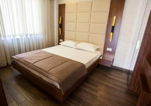 Suit Oda, Şehir Manzaralı